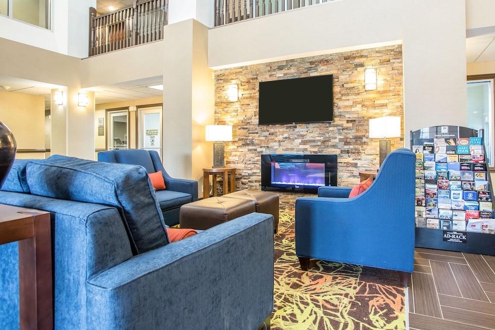 Comfort Suites Springfield Esterno foto