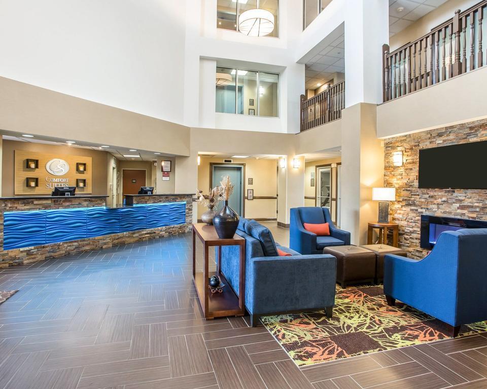 Comfort Suites Springfield Esterno foto