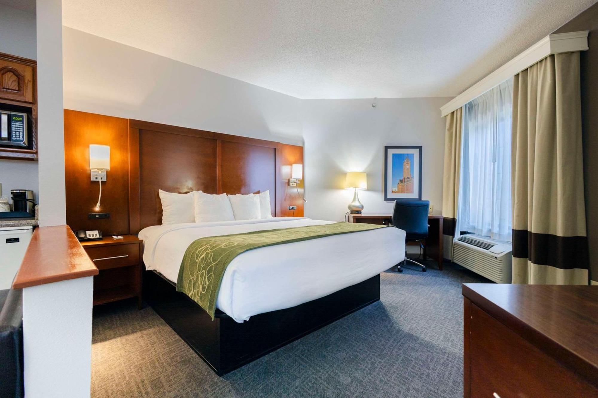 Comfort Suites Springfield Esterno foto