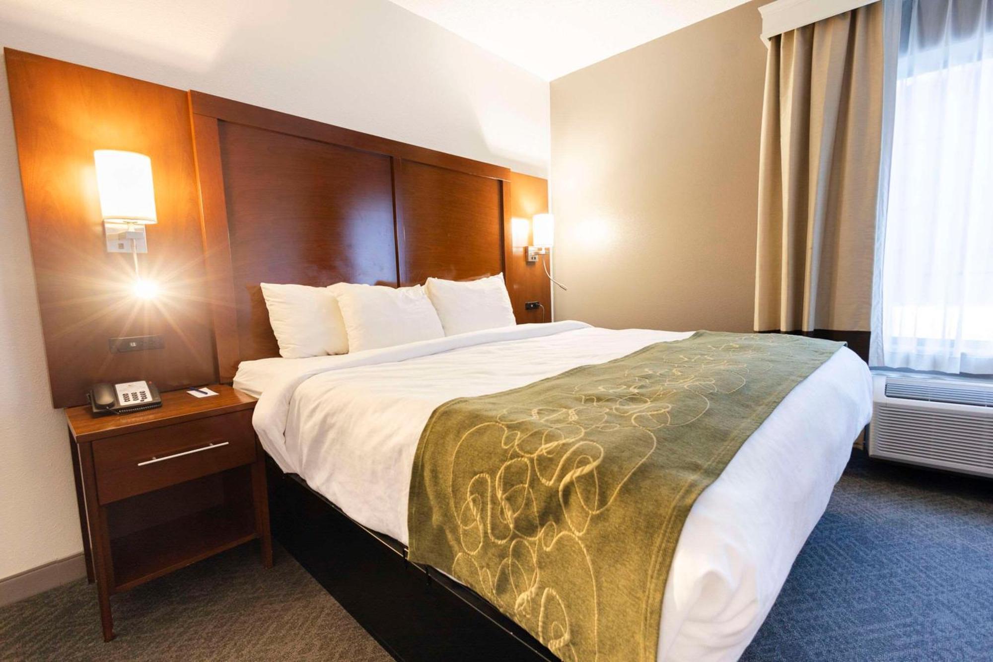 Comfort Suites Springfield Esterno foto
