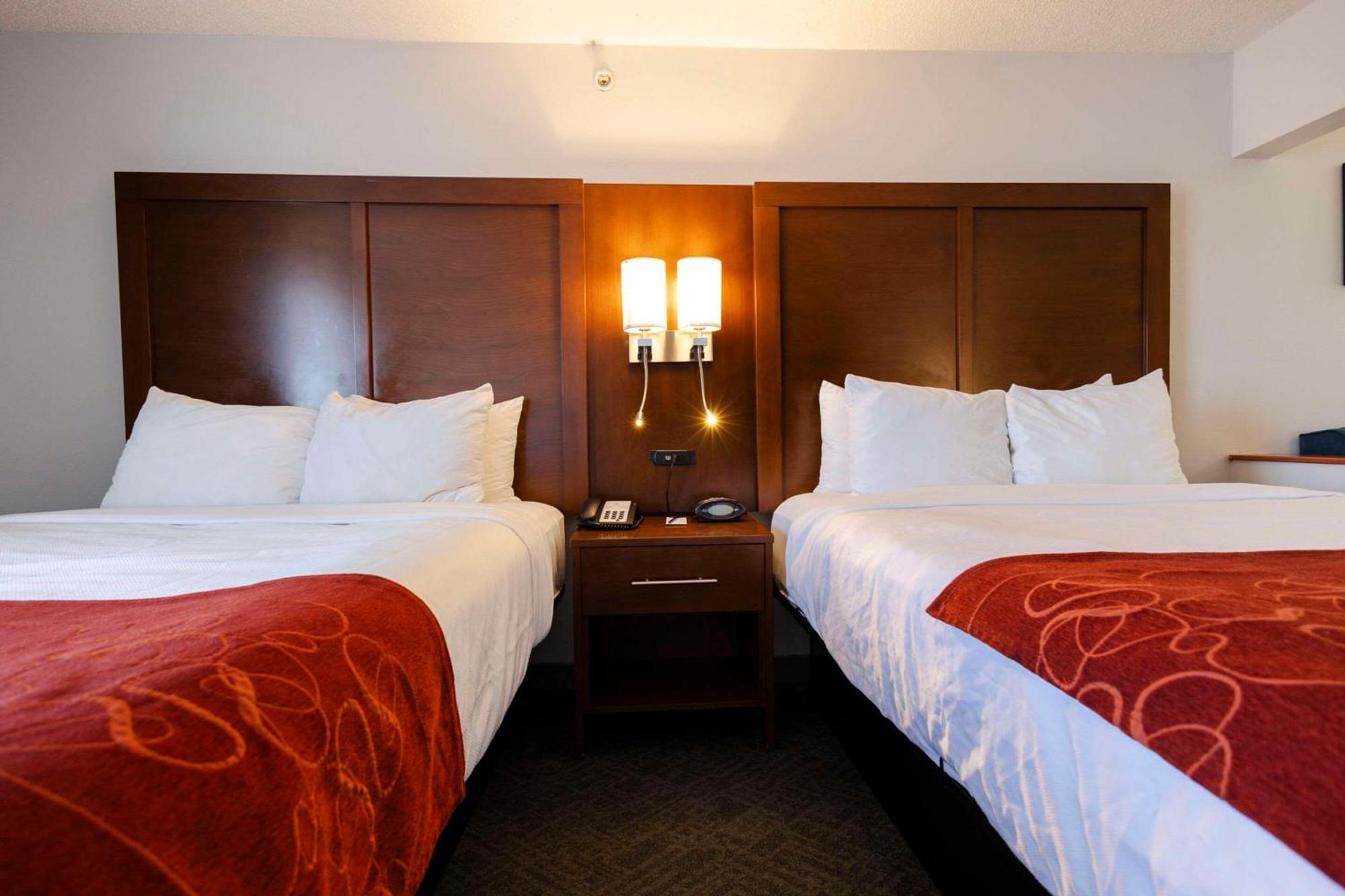 Comfort Suites Springfield Esterno foto