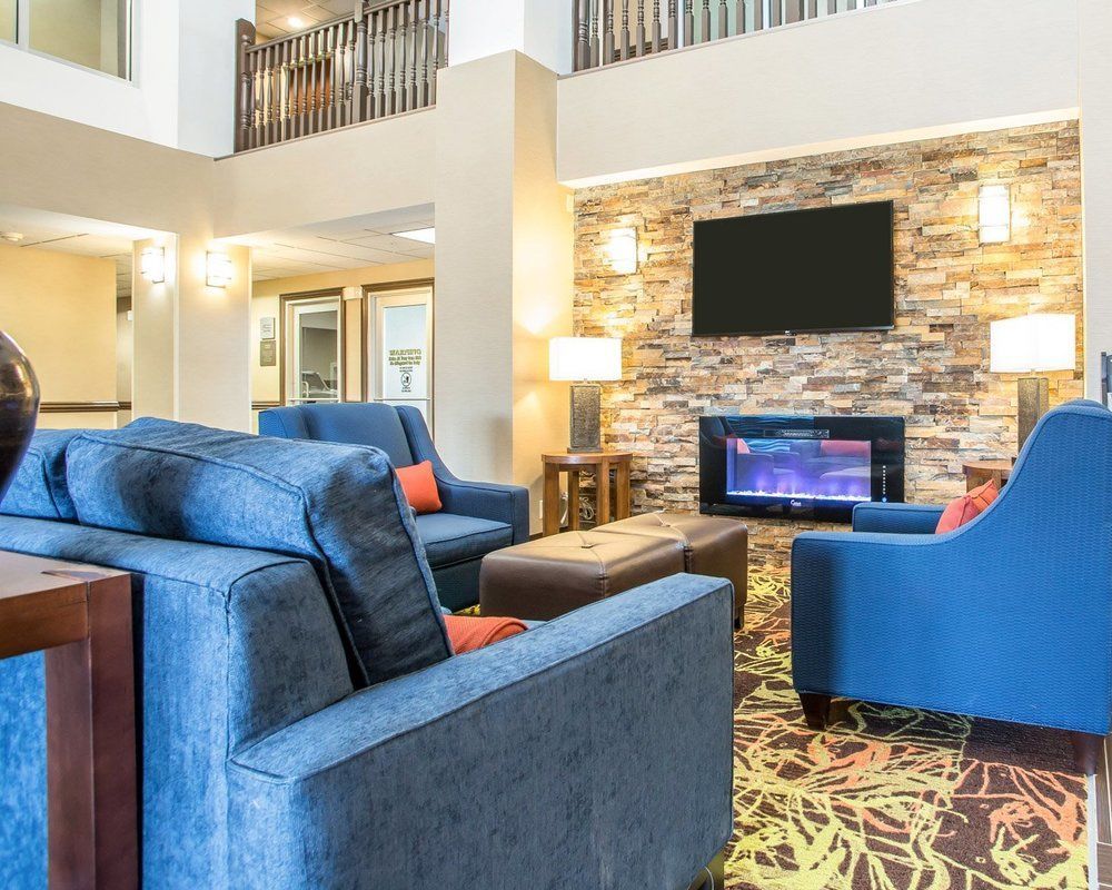 Comfort Suites Springfield Esterno foto