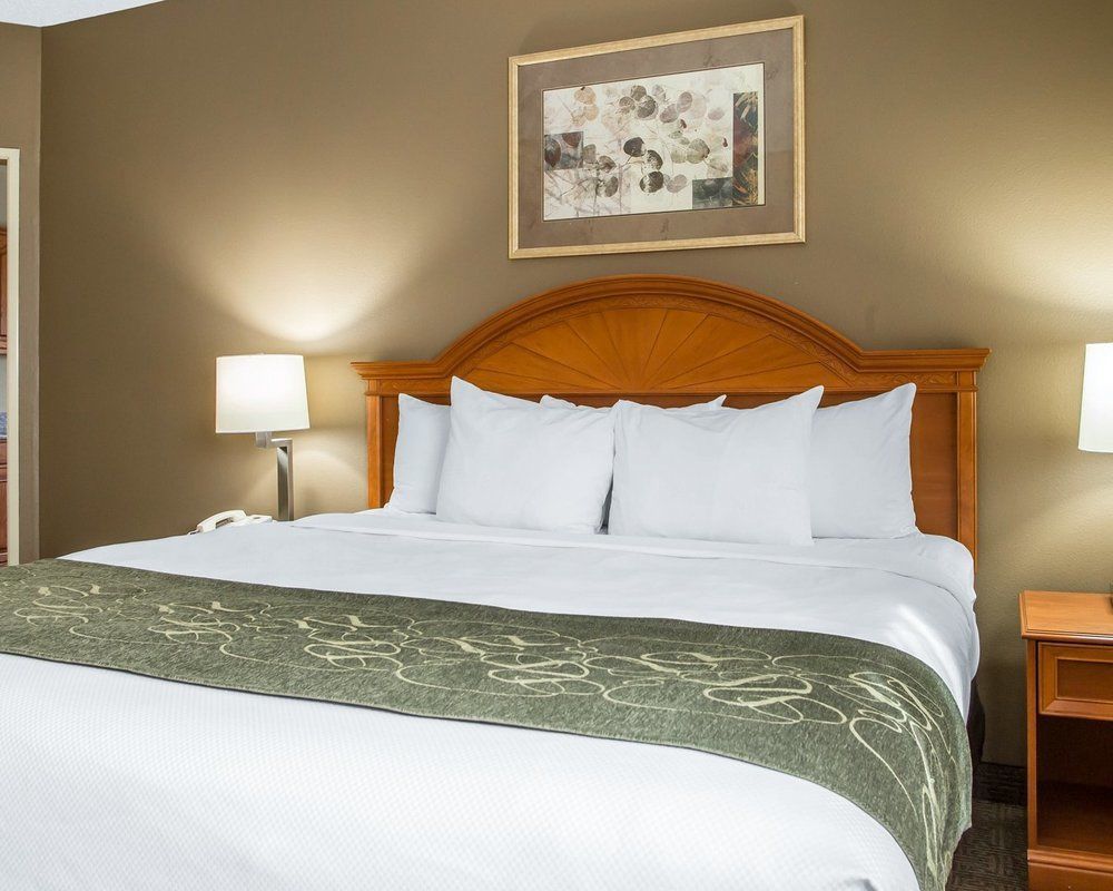 Comfort Suites Springfield Esterno foto