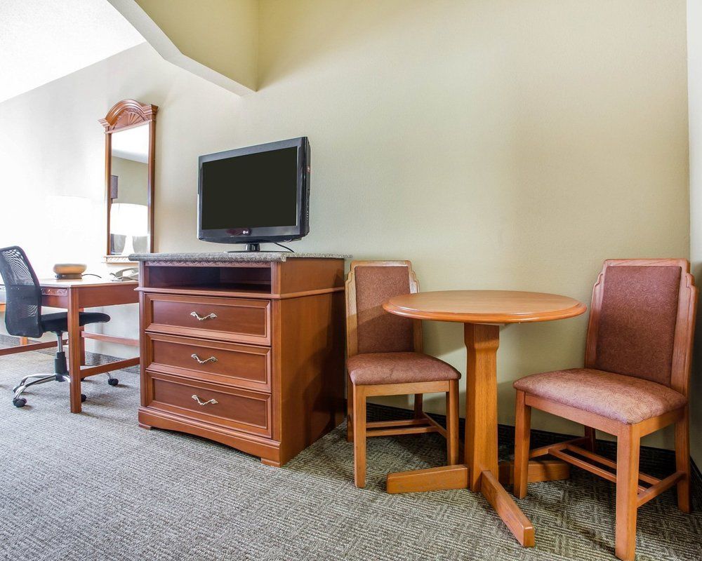 Comfort Suites Springfield Esterno foto