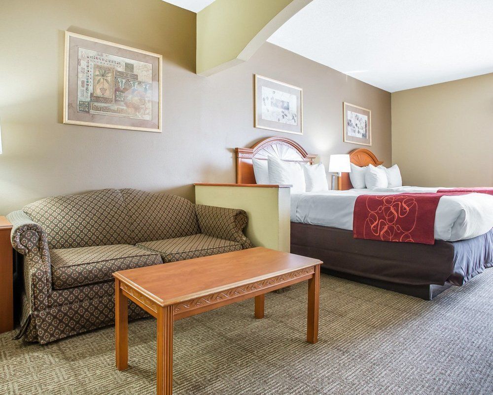 Comfort Suites Springfield Esterno foto