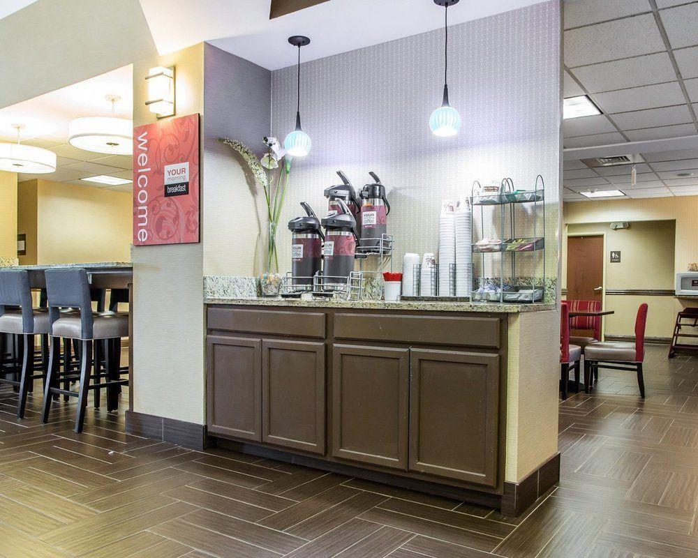 Comfort Suites Springfield Esterno foto