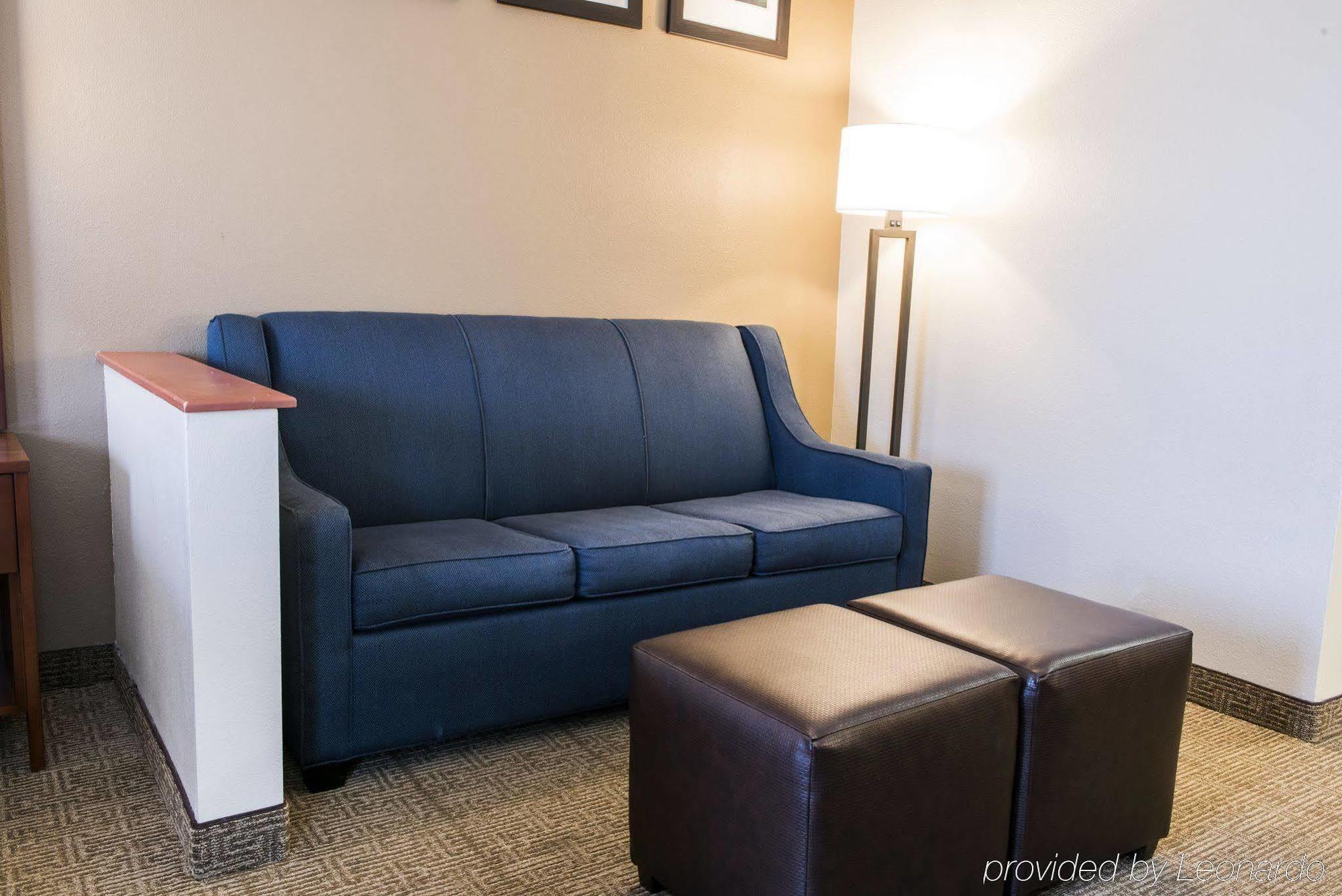 Comfort Suites Springfield Esterno foto